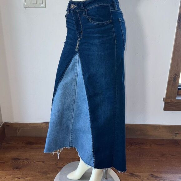 Up cycled Bohemian Two Tone Blue Raw Hem Long Stretch Denim Maxi Skirt Size 6 - Picture 9 of 13